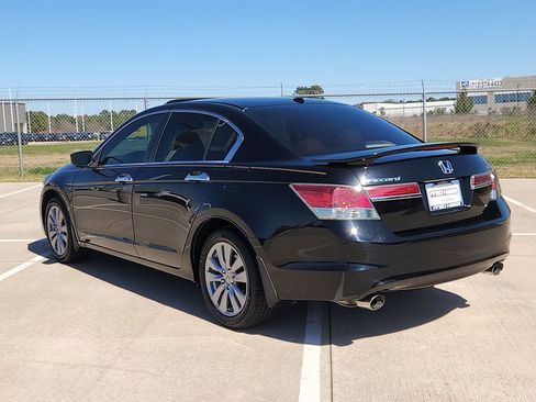 Used 2011 Honda Accord EX-L image 7