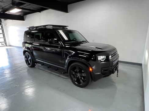 Used 2020 Land Rover Defender 110 HSE image 15