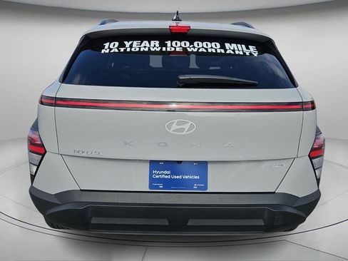 Certified 2025 Hyundai Kona SEL image 6