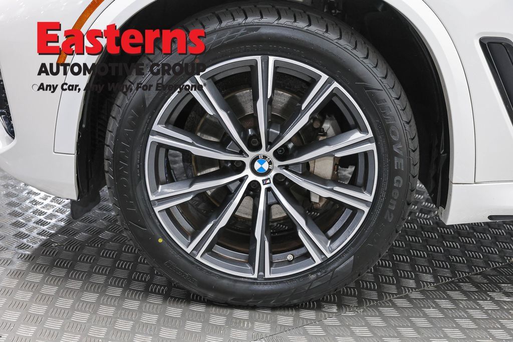 Used 2023 BMW X5 xDrive40i w/ M Sport Package AWD/4WD image 36