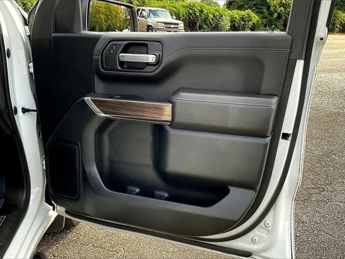 Certified 2021 Chevrolet Silverado 1500 RST w/ Z71 Off-Road Package image 24