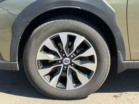 Used 2023 Subaru Outback Limited image 10