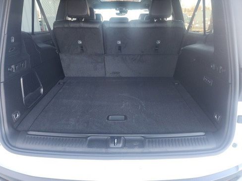 New 2026 Jeep Grand Wagoneer L Limited image 25