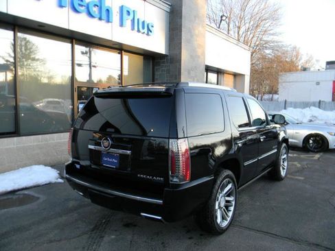 Used 2014 Cadillac Escalade Premium image 6