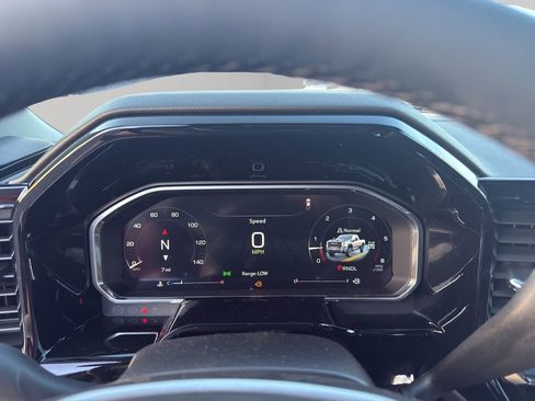 New 2026 GMC Sierra 2500 SLT w/ SLT Convenience Package image 13