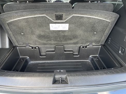Used 2018 Chevrolet Traverse Premier w/ LPO, Floor Liner Package AWD/4WD image 32