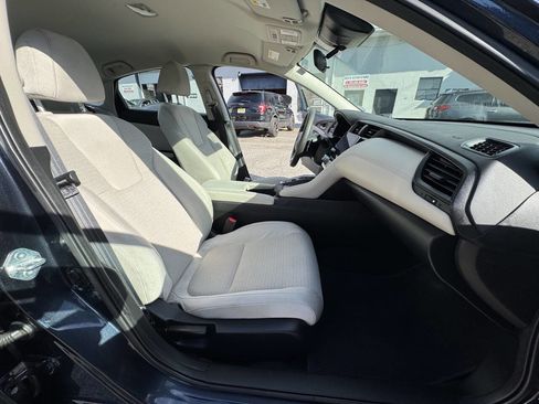 Used 2021 Honda Insight EX image 61