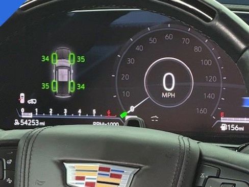 Used 2023 Cadillac Escalade Sport Platinum w/ LPO, ONYX Package image 29