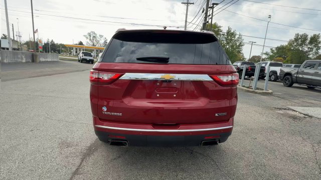 Used 2018 Chevrolet Traverse Premier w/ Driver Confidence II Package FWD image 7