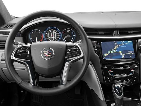 Used 2013 Cadillac XTS Luxury w/ Driver Awareness Package FWD image 7