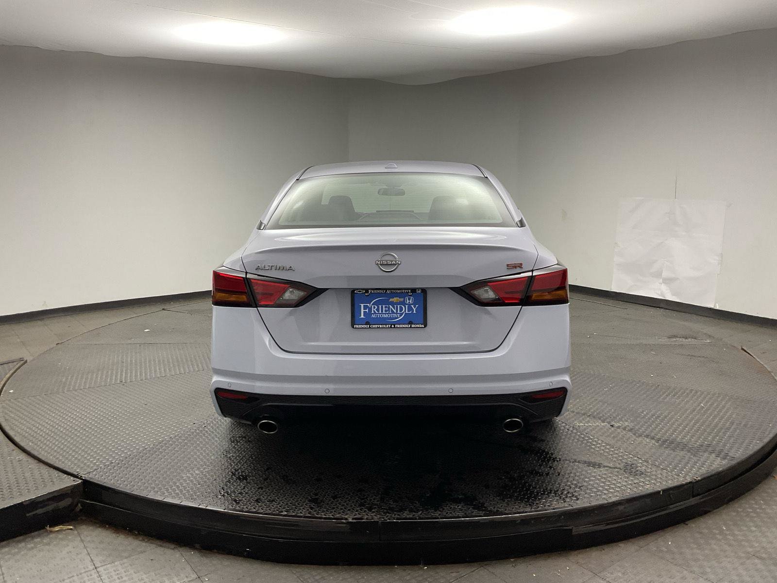 Used 2024 Nissan Altima 2.5 SR w/ SR Premium Package FWD image 6