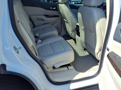 Used 2023 GMC Acadia Denali w/ Denali Ultimate Package AWD/4WD image 30