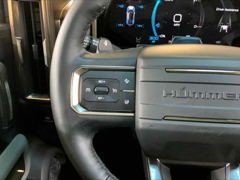 Used 2024 GMC Hummer EV 3X image 23
