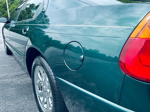 Used 1999 Chrysler 300M FWD image 10