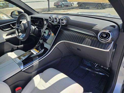 New 2026 Mercedes-Benz GLC 350e 4MATIC image 10