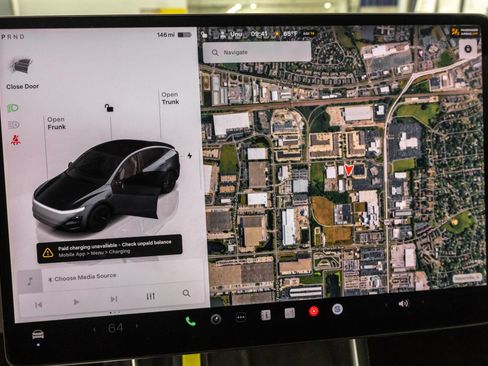 Used 2026 Tesla Model Y AWD image 21