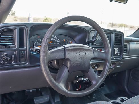 Used 2007 Chevrolet Silverado 2500 W/T RWD image 15