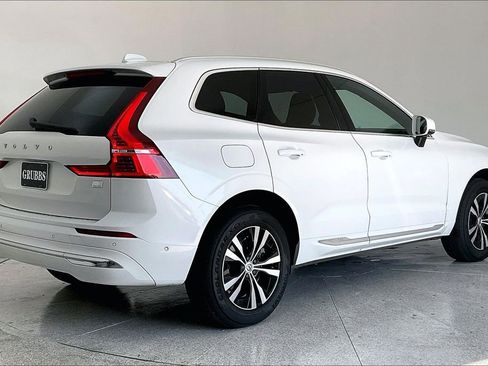 Certified 2022 Volvo XC60 T8 Inscription Expression image 2