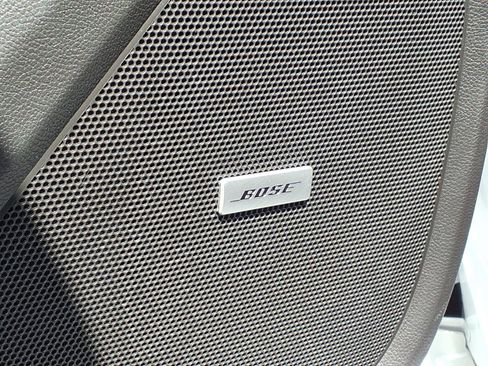 Certified 2023 Chevrolet Traverse Premier FWD image 15