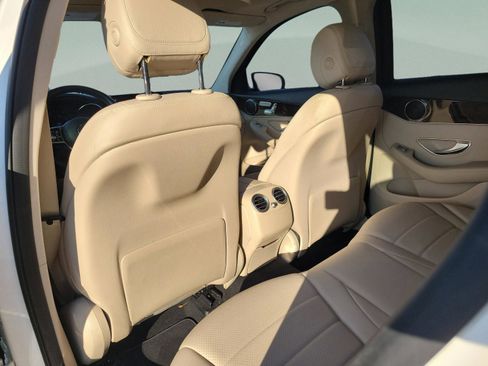 Certified 2022 Mercedes-Benz GLC 300 image 13