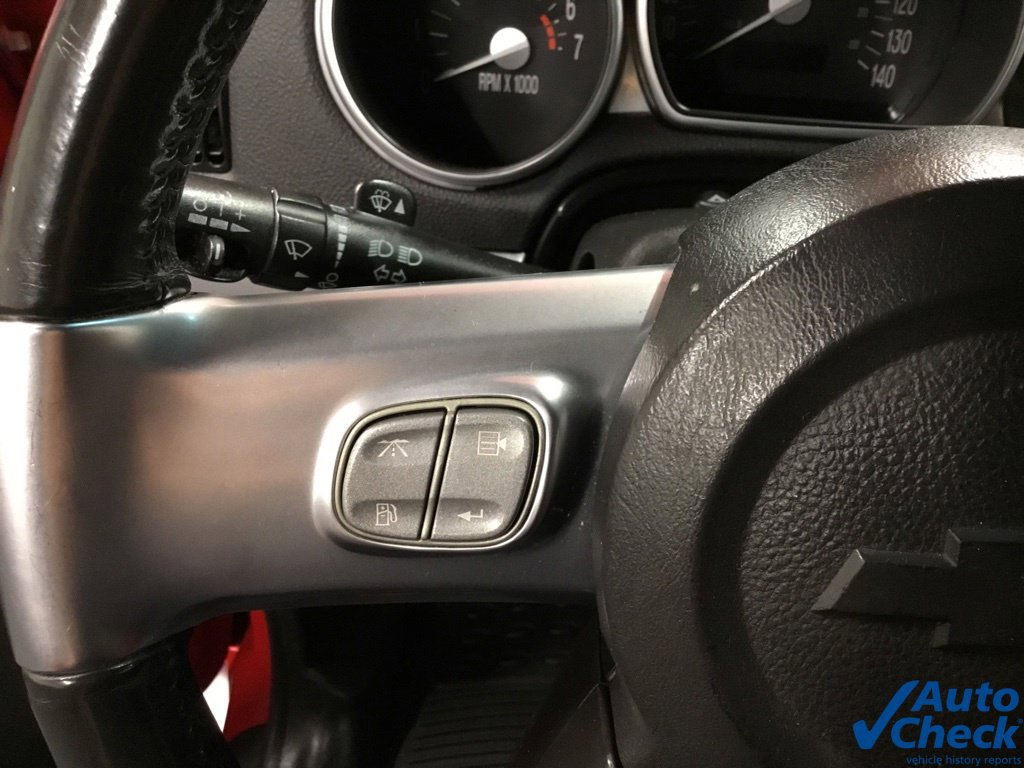 Used 2005 Chevrolet SSR w/ Preferred Equipment Group RWD image 43
