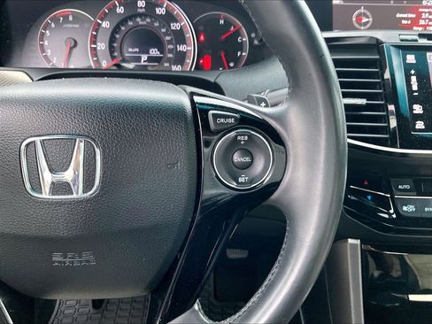 Used 2017 Honda Accord EX-L image 23