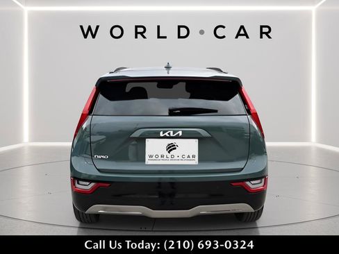 Certified 2024 Kia Niro Wave FWD image 6