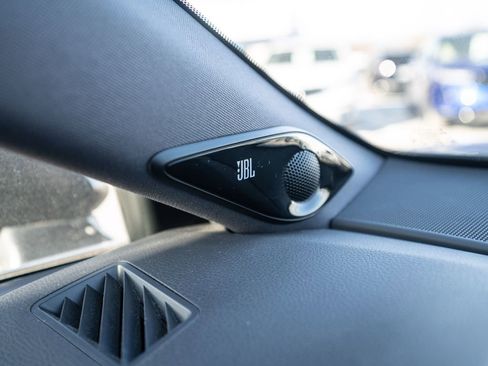 Used 2019 Toyota Avalon XSE image 27