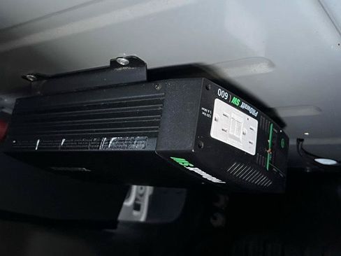 Used 2016 Chevrolet Express 2500 RWD image 27