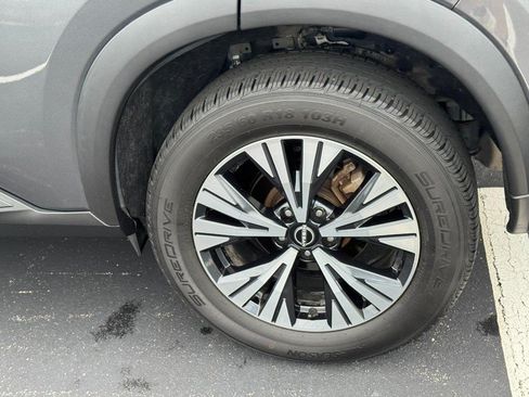 Used 2022 Nissan Rogue SV FWD image 7