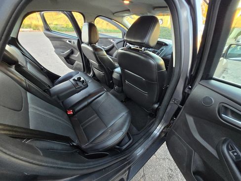 Used 2013 Ford Focus Titanium image 28