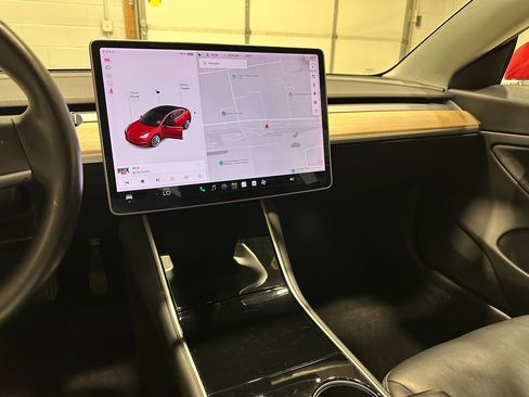 Used 2020 Tesla Model 3 Long Range AWD/4WD image 27