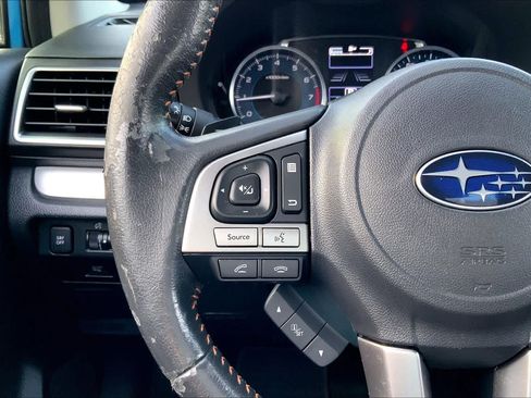 Used 2017 Subaru Crosstrek 2.0i Premium AWD/4WD image 24