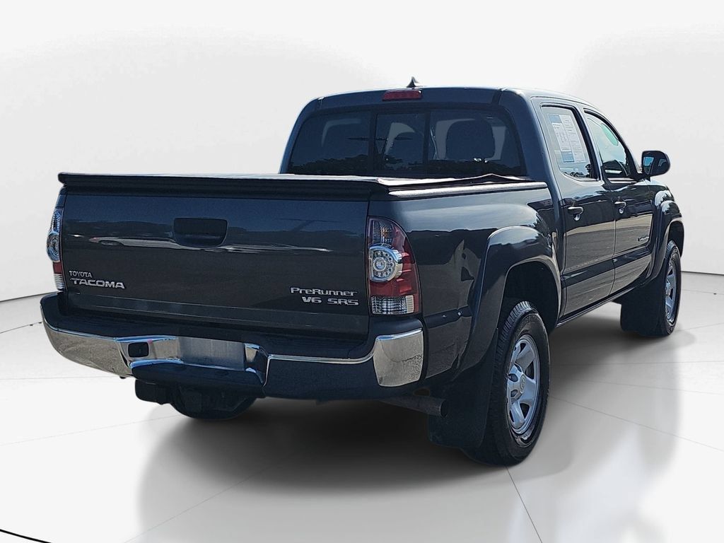 Used 2015 Toyota Tacoma PreRunner w/ SR5 Package RWD image 6