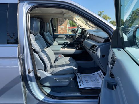 Used 2020 Lincoln Navigator Black Label AWD/4WD image 18