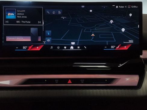 Used 2025 BMW i5 xDrive40 image 16