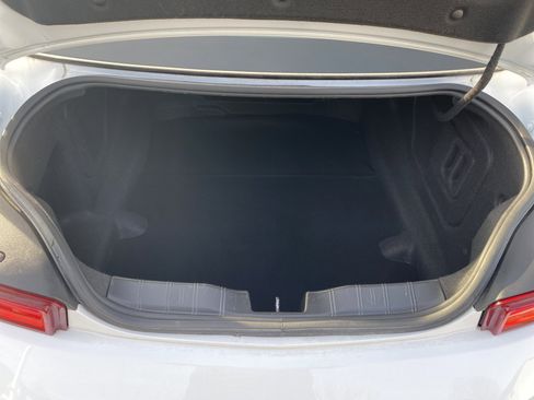 Used 2018 Chevrolet Camaro LT image 33