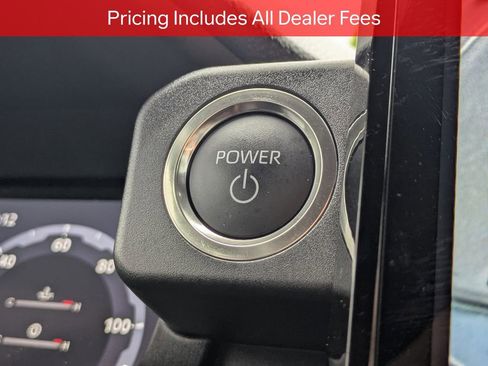 Certified 2025 Toyota 4Runner Limited AWD/4WD image 30