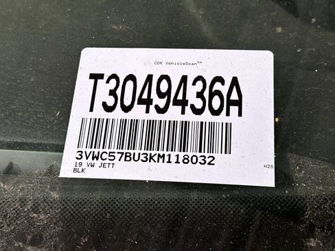 Used 2019 Volkswagen Jetta S w/ Driver Assistance Package FWD image 3