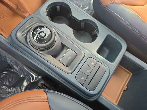 Used 2023 Ford Maverick Lariat w/ Lariat Luxury Package image 29