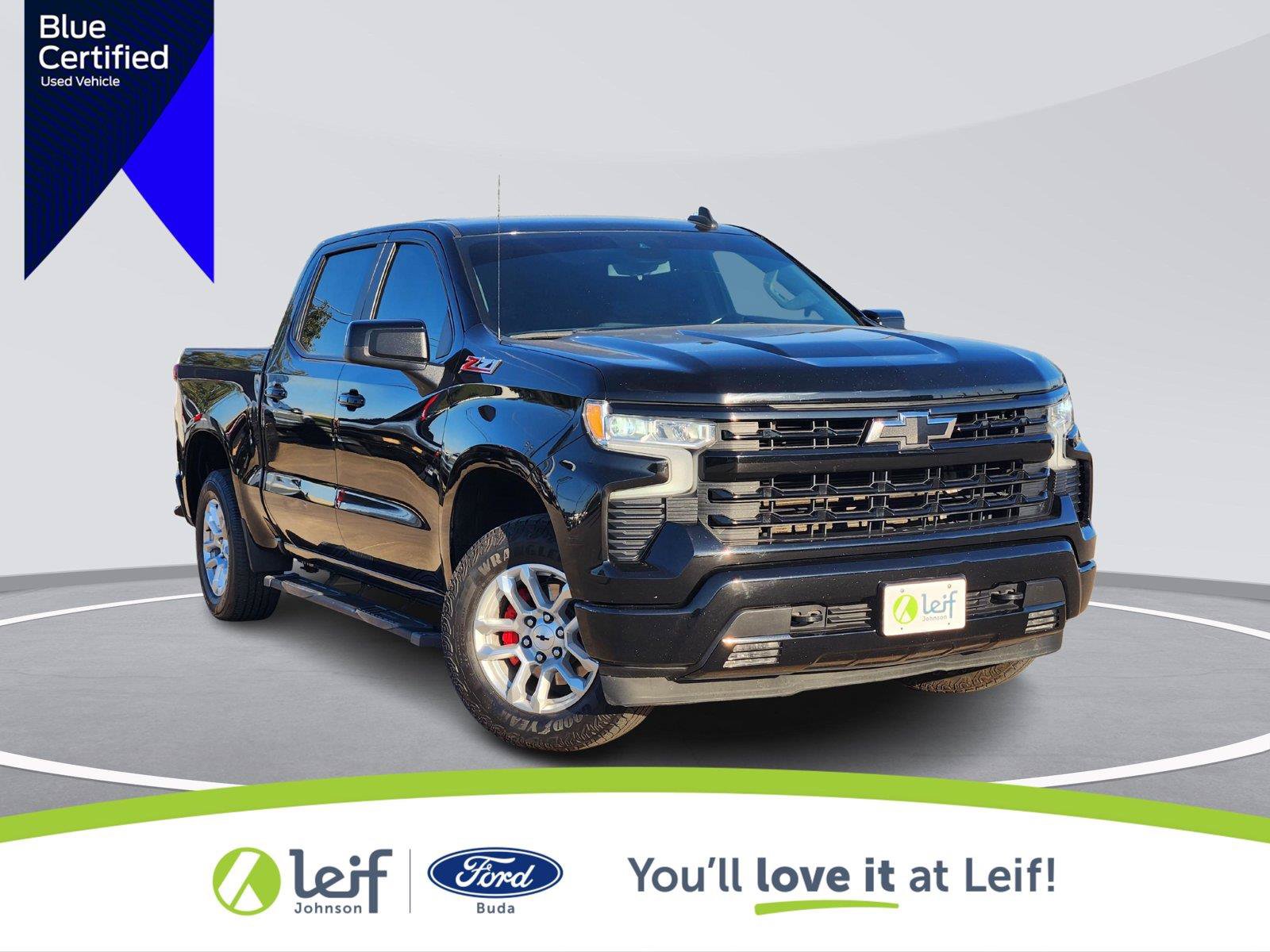 Used 2023 Chevrolet Silverado 1500 RST w/ Z71 Off-Road Package AWD/4WD image 2