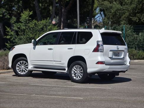 Used 2018 Lexus GX 460 Premium w/ Premium Package AWD/4WD image 11