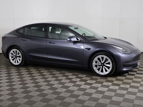 Used 2021 Tesla Model 3 Long Range AWD/4WD image 15