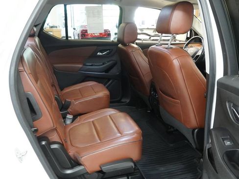 Used 2018 Chevrolet Traverse High Country AWD/4WD image 22