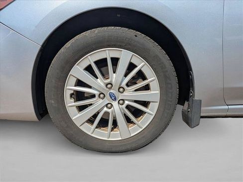 Used 2017 Subaru Impreza 2.0i Premium AWD/4WD image 17
