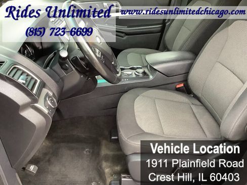Used 2017 Ford Explorer XLT AWD/4WD image 14