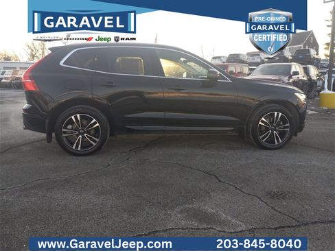 Used 2021 Volvo XC60 T5 Momentum image 36