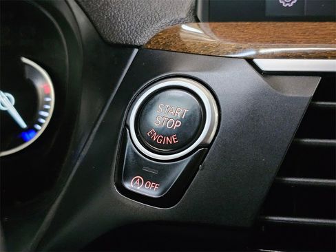 Used 2019 BMW X4 xDrive30i w/ Premium Package image 37