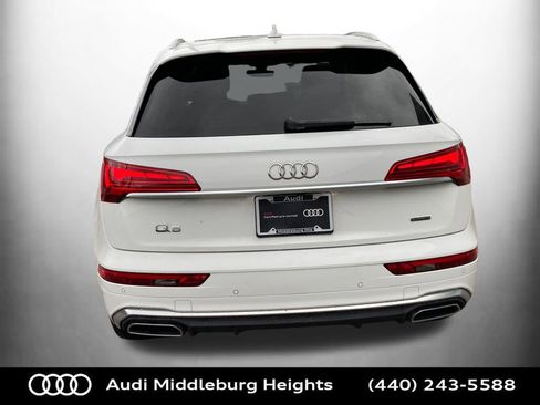 Certified 2023 Audi Q5 2.0T Premium w/ Convenience Package image 9