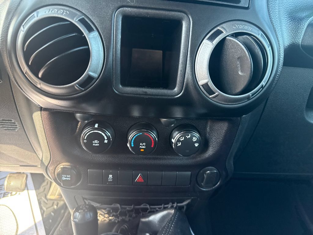 Used 2016 Jeep Wrangler Unlimited Sport AWD/4WD image 20